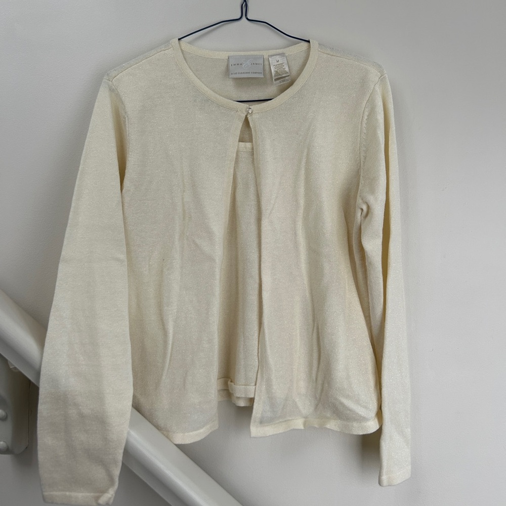 Woman’s/Teen Cardigan Top.